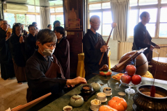 觀音法會首日(傳戒、放生、上供)_181025_0008